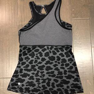 Lululemon bra and one shoulder tank set size 8